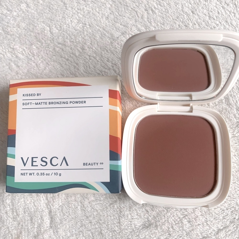 Vesca Kissed by Soft Matte Bronzer in Cabo BNIB